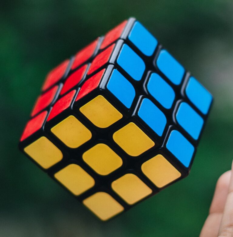 Advanced Computer Vision in Rubik's Cube Solving